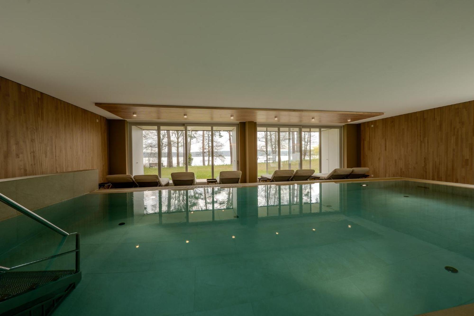 Marina Apartment Am See Mit Pool Und Sauna Bad Saarow Exterior foto